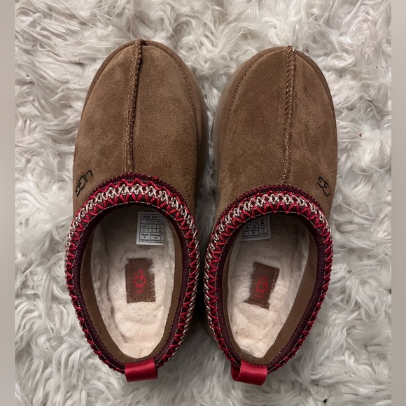 SOLD - Picture 2 of 12